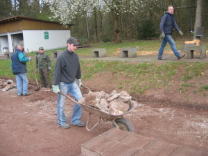 Bauarbeiten Kunstrasen VfR Niedertiefenbach