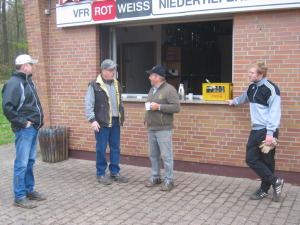 Bauarbeiten Kunstrasen VfR Niedertiefenbach