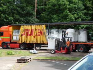 Bauarbeiten Kunstrasen VfR Niedertiefenbach
